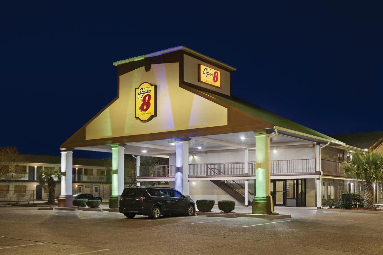 Super 8 By Wyndham Gulfport Biloxi Airport Motel Luaran gambar