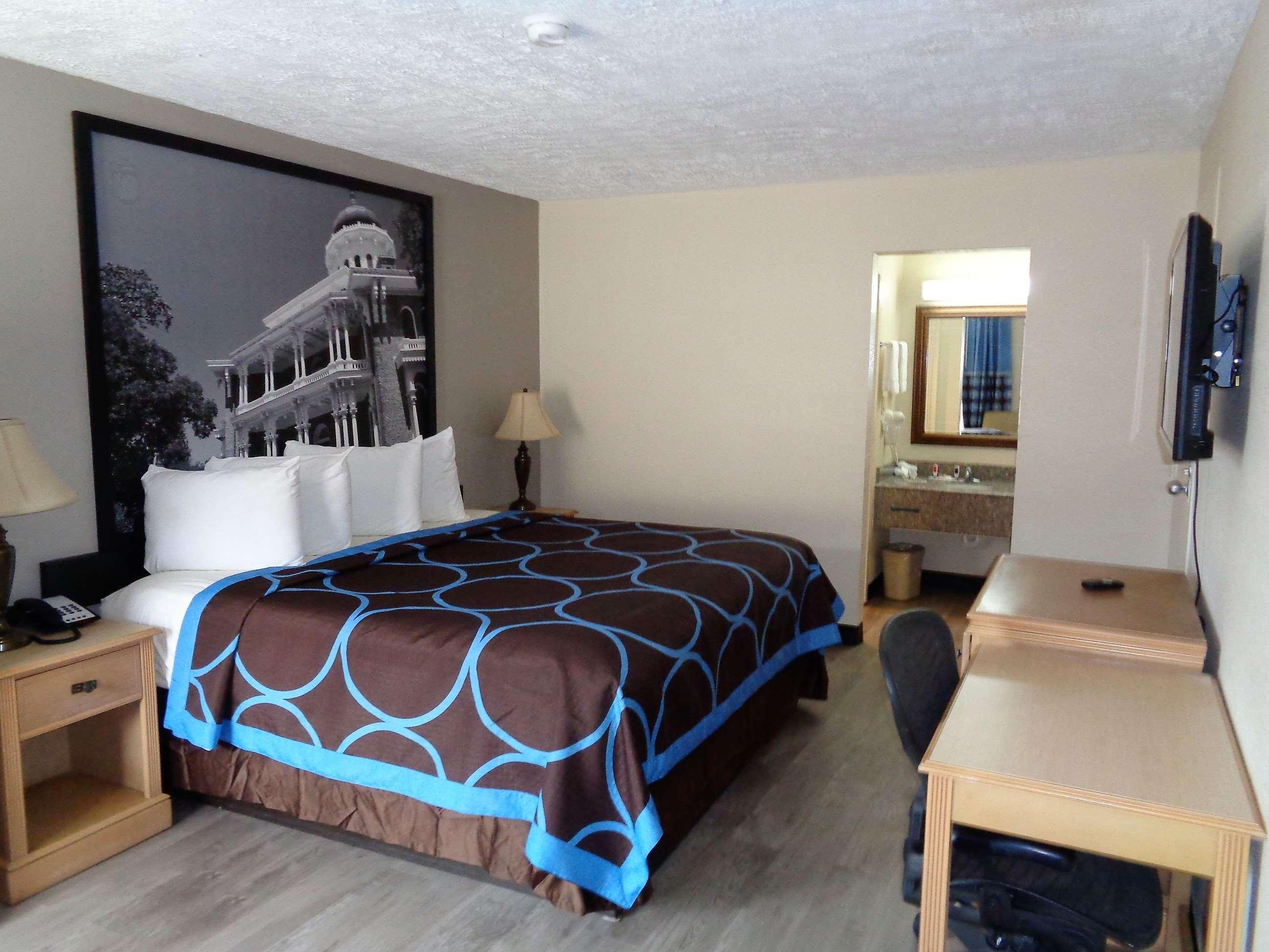Super 8 By Wyndham Gulfport Biloxi Airport Motel Luaran gambar
