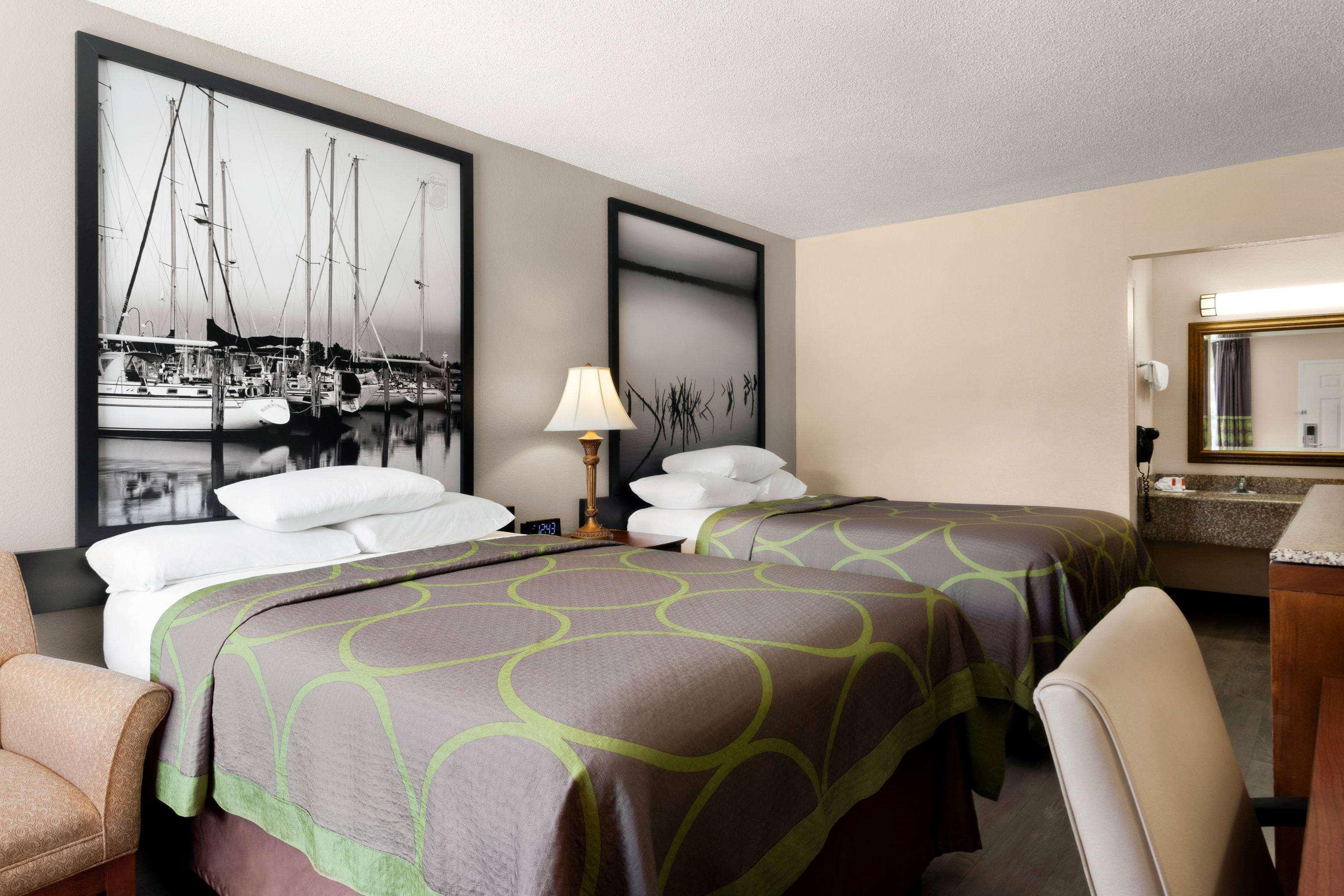 Super 8 By Wyndham Gulfport Biloxi Airport Motel Luaran gambar