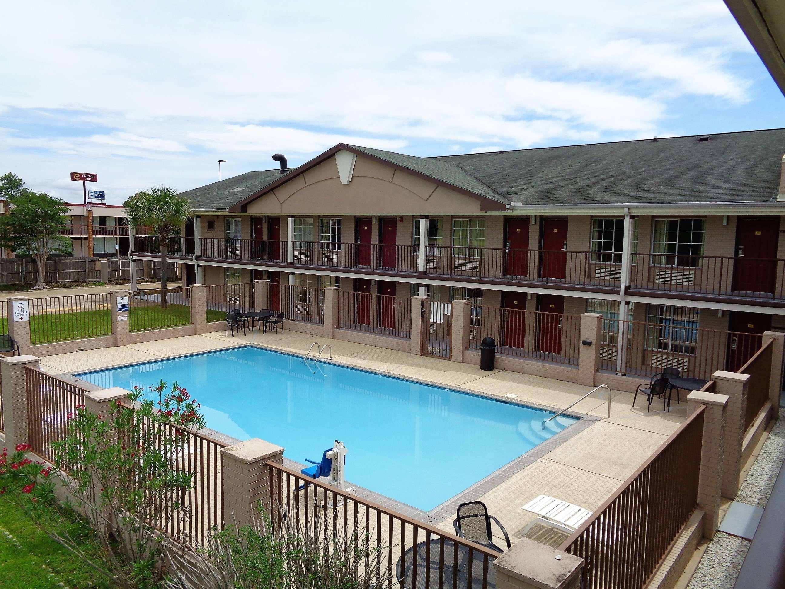 Super 8 By Wyndham Gulfport Biloxi Airport Motel Luaran gambar