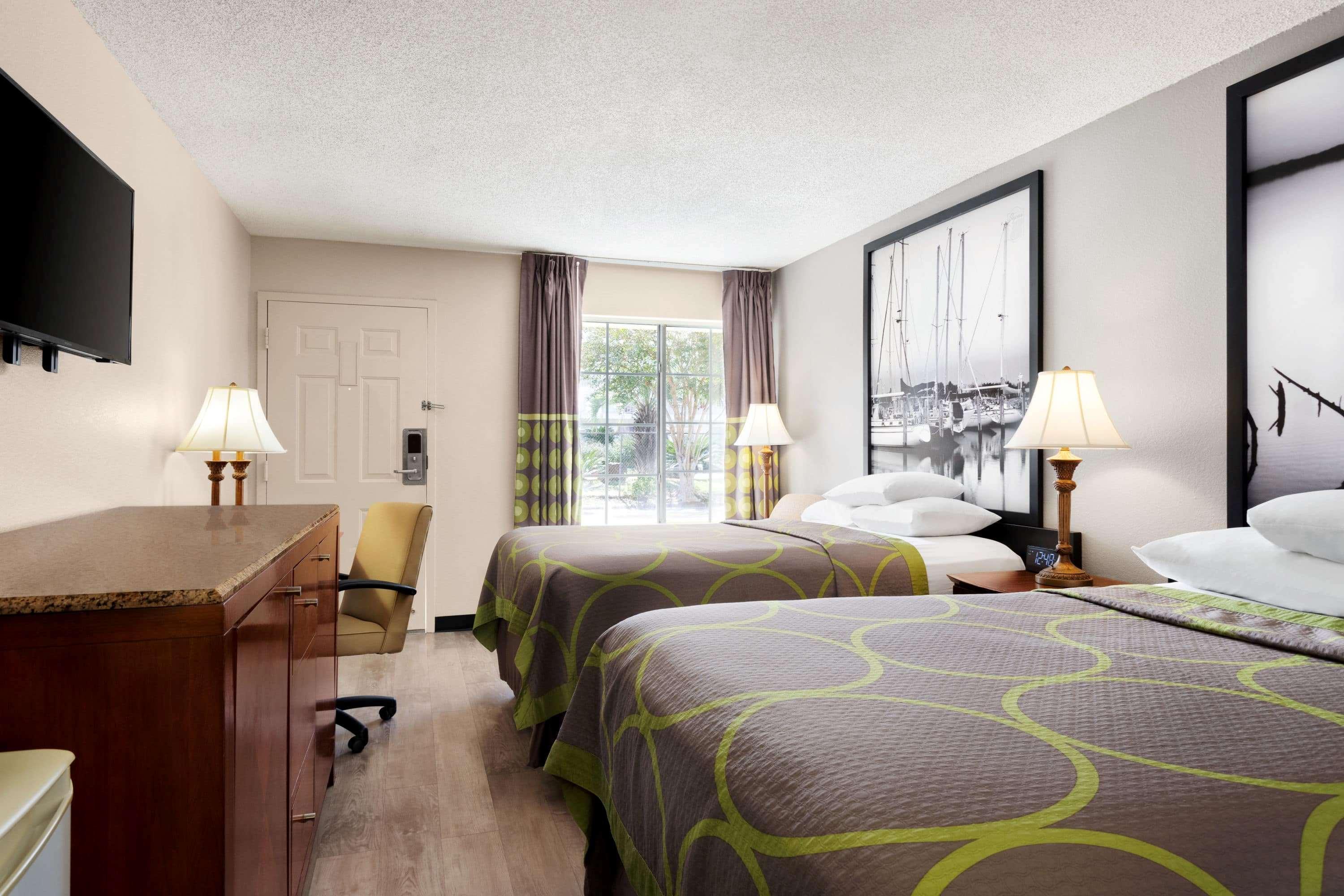 Super 8 By Wyndham Gulfport Biloxi Airport Motel Luaran gambar