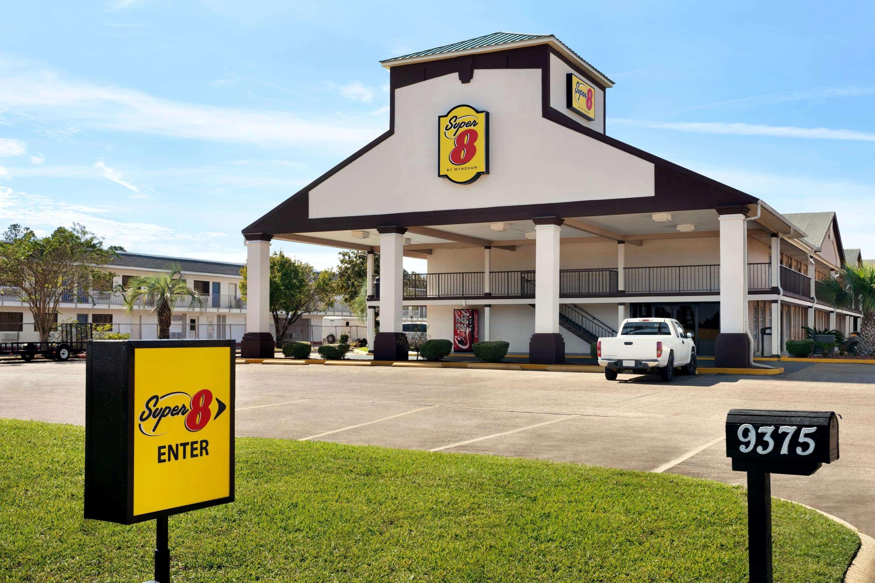 Super 8 By Wyndham Gulfport Biloxi Airport Motel Luaran gambar