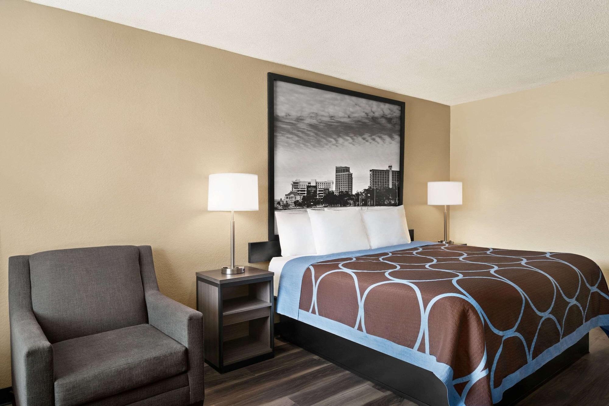 Super 8 By Wyndham Gulfport Biloxi Airport Motel Luaran gambar
