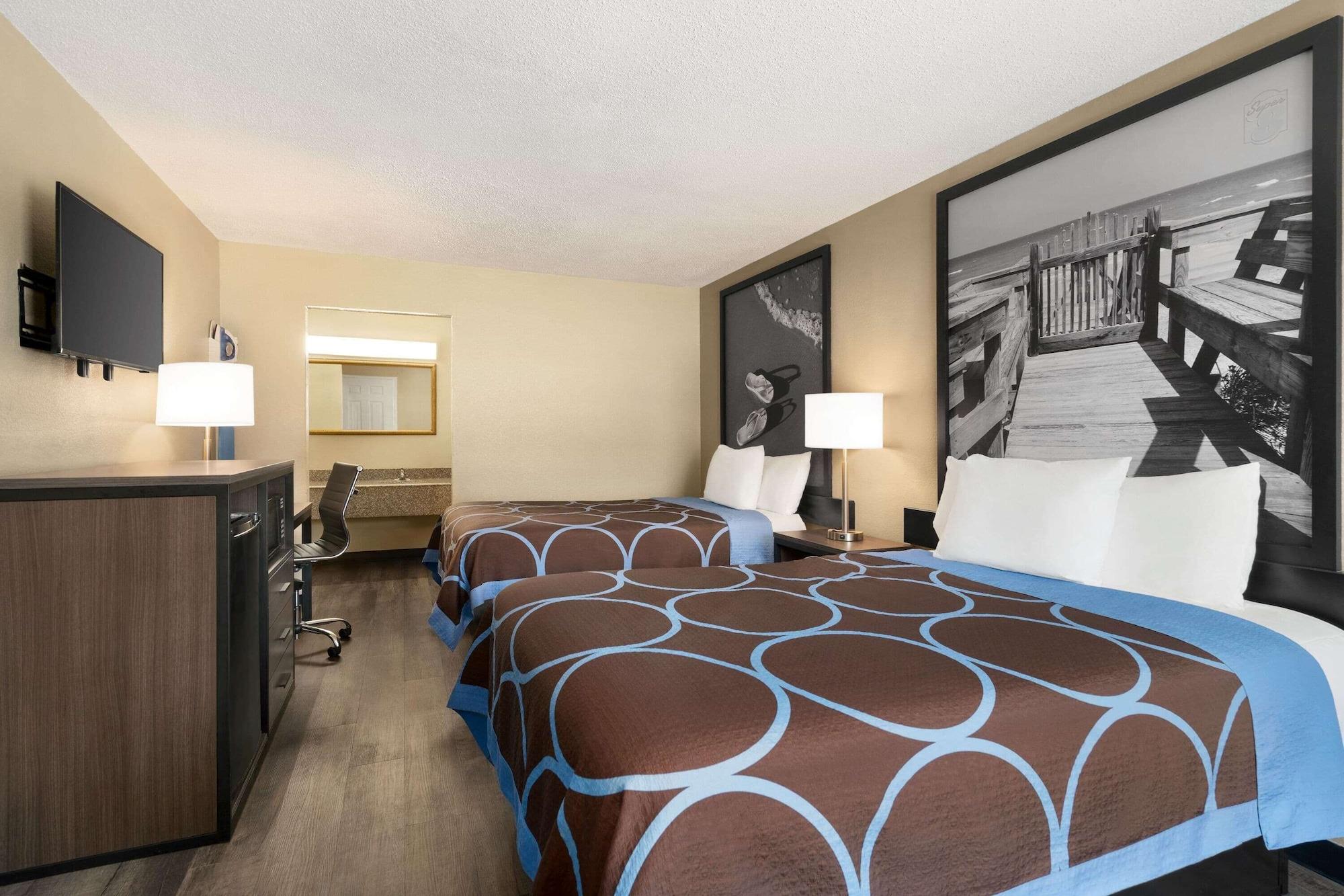 Super 8 By Wyndham Gulfport Biloxi Airport Motel Luaran gambar